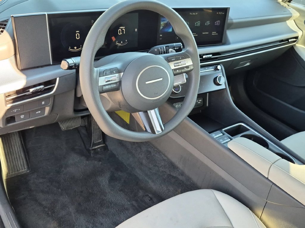 Used 2025 Hyundai Sonata SEL FWD image 15