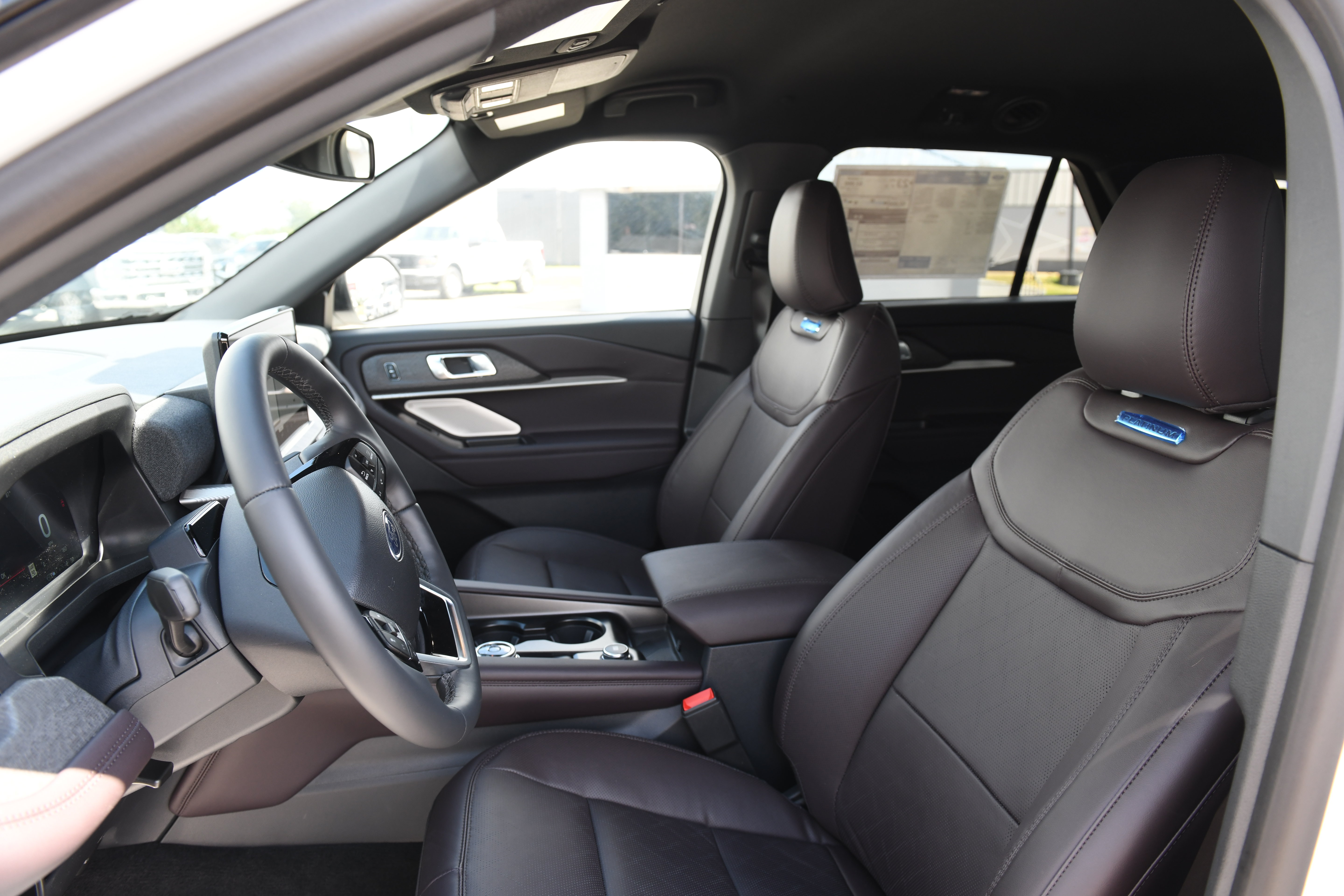 New 2027 Ford Explorer Platinum RWD image 15
