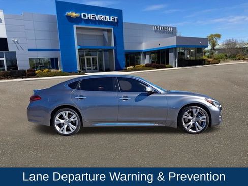 Used 2017 INFINITI Q70 L 3.7 w/ Deluxe Touring Package AWD/4WD image 27