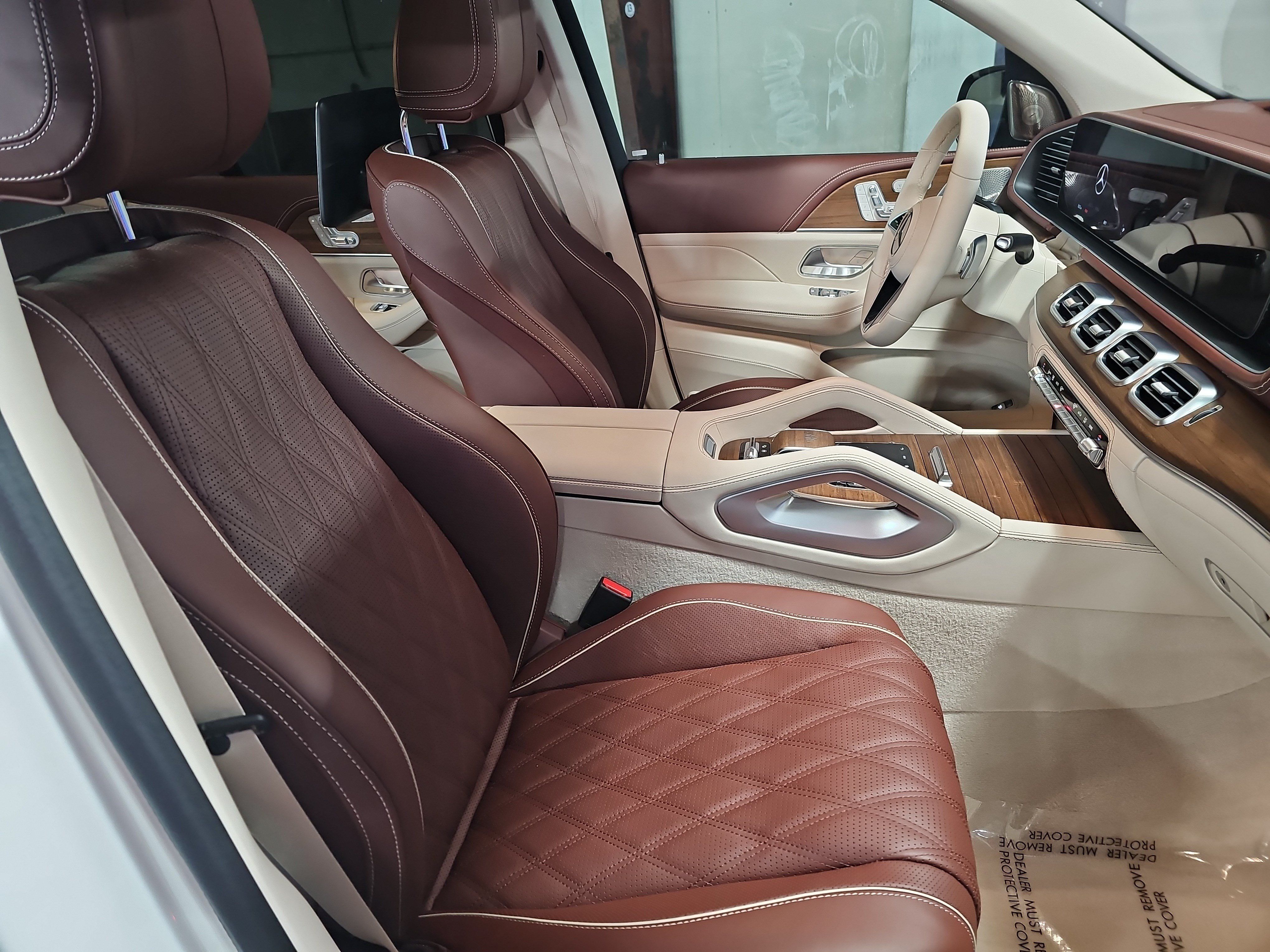 Certified 2024 Mercedes-Benz Maybach GLS 600 4MATIC image 11