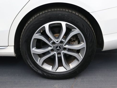 Used 2018 Mercedes-Benz C 300 4MATIC Sedan image 12