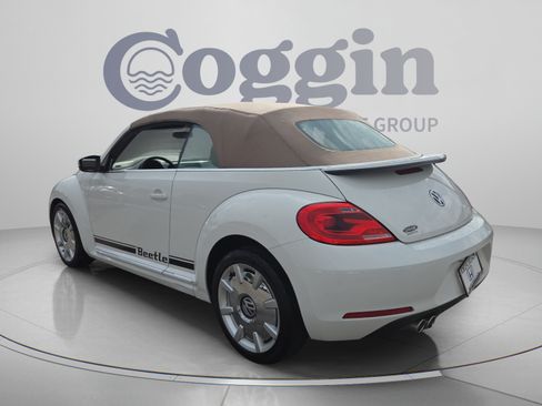 Used 2013 Volkswagen Beetle 2.5 FWD image 3