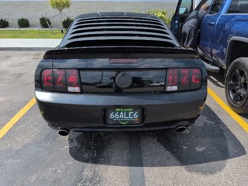 Used 2008 Ford Mustang GT RWD image 5