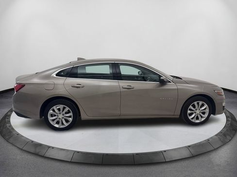 Used 2022 Chevrolet Malibu LT FWD image 4