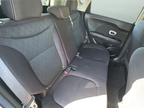Used 2018 Kia Soul FWD image 26