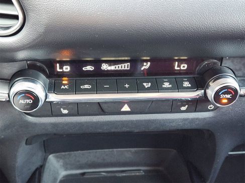 Used 2025 MAZDA CX-30 AWD 2.5 S w/ Preferred Package image 18