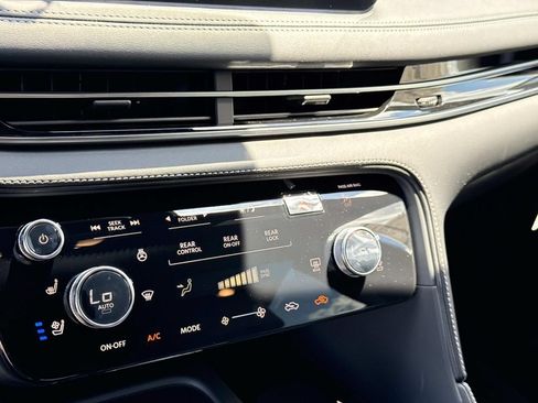 New 2027 INFINITI QX60 Sport AWD/4WD image 5
