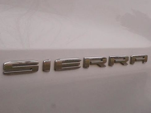 Used 2023 GMC Sierra 1500 SLT w/ SLT Premium Package image 50