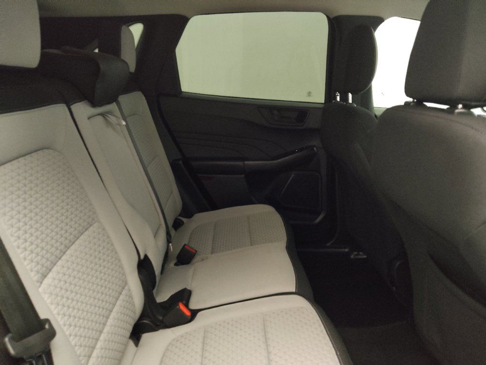 Used 2023 Ford Escape Active AWD/4WD image 19
