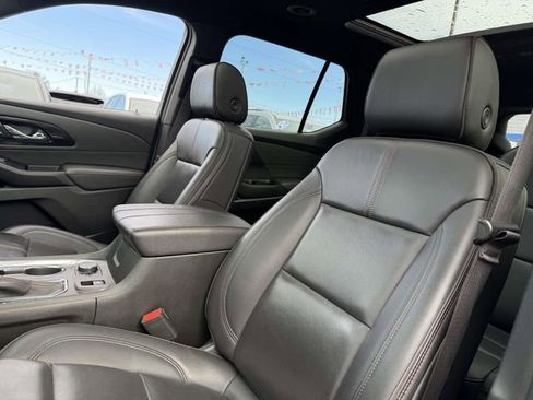 Certified 2023 Chevrolet Traverse RS image 13