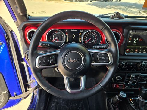 Used 2018 Jeep Wrangler Unlimited Rubicon w/ Dual Top Group image 22