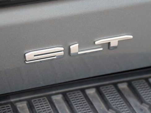 Used 2020 GMC Sierra 1500 SLT w/ SLT Premium Package image 9