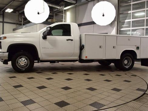 New 2025 Chevrolet Silverado 3500 W/T w/ WT Convenience Package AWD/4WD image 3