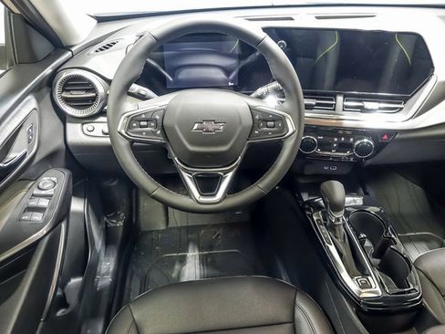 New 2026 Chevrolet Trax ACTIV w/ Sunroof Package image 13