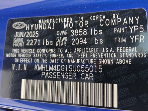 Used 2025 Hyundai Elantra Sport image 33