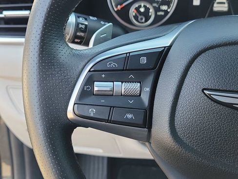 Used 2025 Genesis G70 2.5T RWD image 22