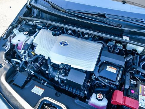 Used 2020 Toyota Prius Prime Limited image 27