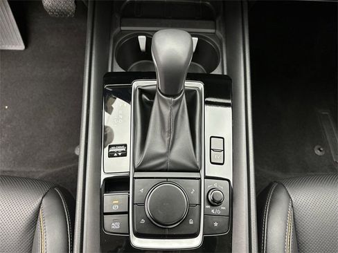 Certified 2025 MAZDA CX-50 AWD 2.5 Hybrid w/ Premium Pkg image 19