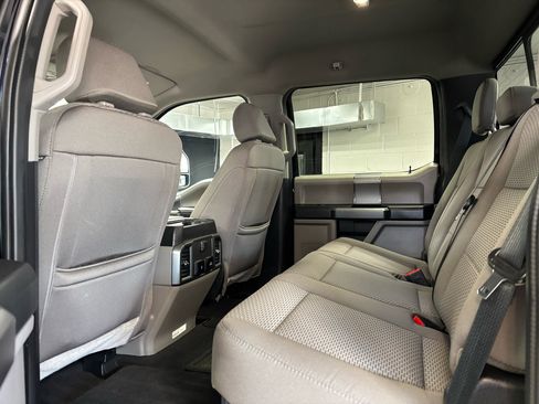 Used 2021 Ford F250 XLT w/ XLT Premium Package image 23