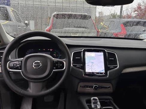 Certified 2023 Volvo XC90 T8 Ultimate w/ Protection Package Premier image 3