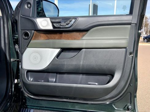 Certified 2022 Lincoln Navigator L Black Label image 23