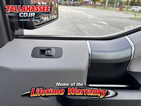 Used 2018 Ford F150 XLT w/ Equipment Group 302A Luxury AWD/4WD image 33