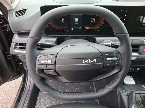New 2026 Kia K4 GT-Line Turbo FWD image 9