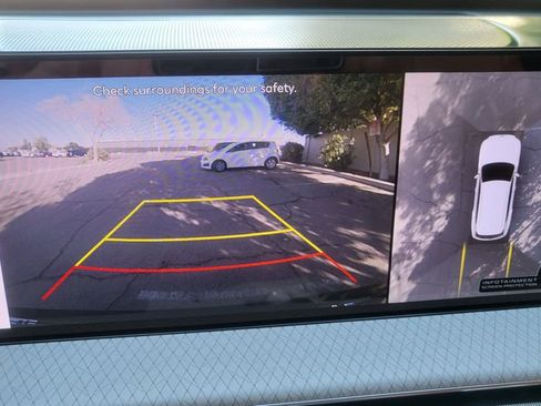 Used 2025 Genesis GV80 2.5T Advanced image 32