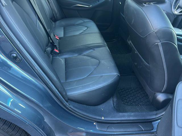Certified 2022 Toyota Avalon XLE w/ Moonroof Package FWD image 14