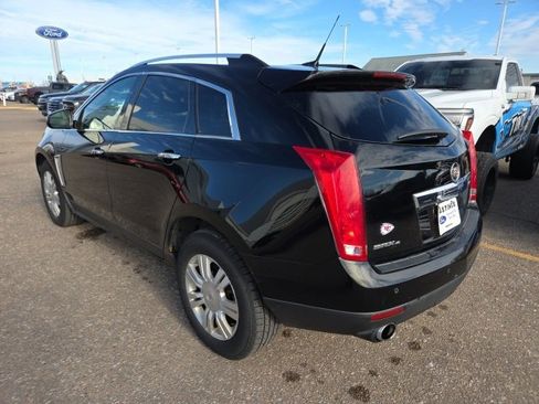 Used 2013 Cadillac SRX Luxury image 3