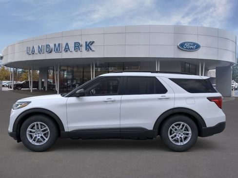 New 2026 Ford Explorer Active AWD/4WD image 3