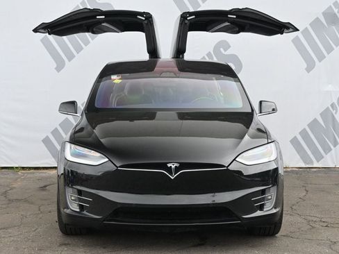 Used 2018 Tesla Model X 75D image 6