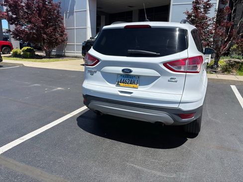 Used 2015 Ford Escape SE w/ Equipment Group 201A AWD/4WD image 4