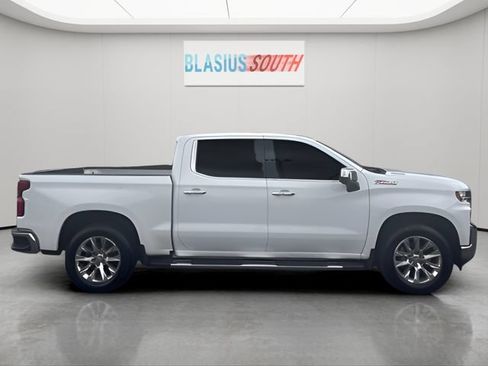 Used 2021 Chevrolet Silverado 1500 LTZ w/ Z71 Off-Road Package AWD/4WD image 2