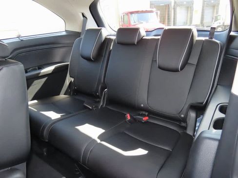 New 2026 Honda Odyssey Touring image 15
