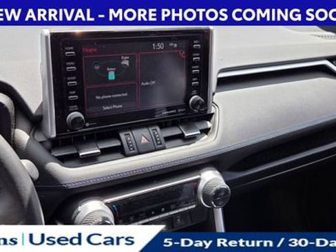 Used 2021 Toyota RAV4 XSE AWD/4WD image 14