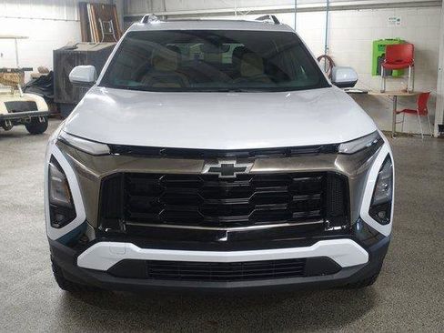 New 2026 Chevrolet Equinox ACTIV w/ Convenience Package III image 2