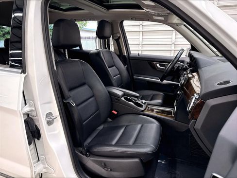 Used 2013 Mercedes-Benz GLK 350 2WD image 31