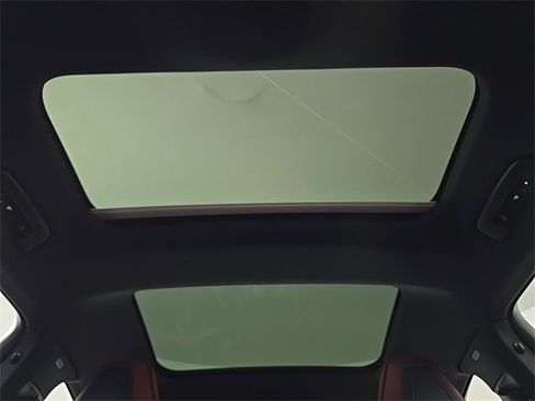 Certified 2025 Porsche Panamera 4 image 14