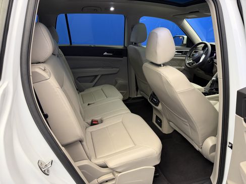Certified 2023 Volkswagen Atlas SE w/ Panoramic Sunroof Package FWD image 27