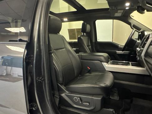 Used 2019 Ford F250 Lariat w/ Lariat Ultimate Package AWD/4WD image 39