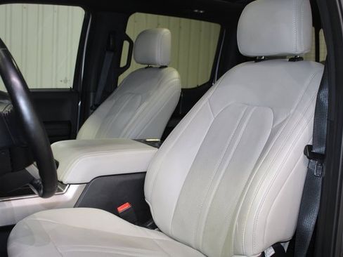 Used 2020 Ford F250 Platinum w/ FX4 Off-Road Package image 11