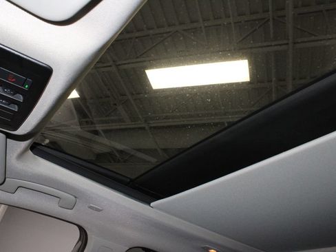 Used 2023 Nissan Rogue SV w/ SV Premium B Package AWD/4WD image 24