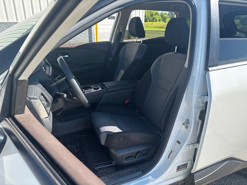 Used 2023 Nissan Rogue SV AWD/4WD image 20