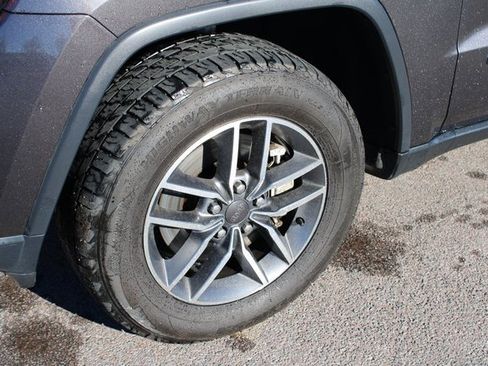 Used 2021 Jeep Grand Cherokee Limited w/ Luxury Group II image 12