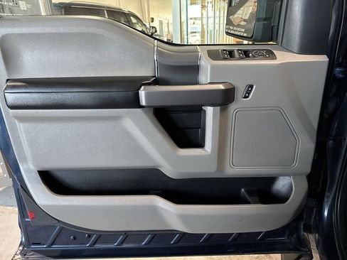 Used 2020 Ford F150 XLT w/ Equipment Group 302A Luxury image 22