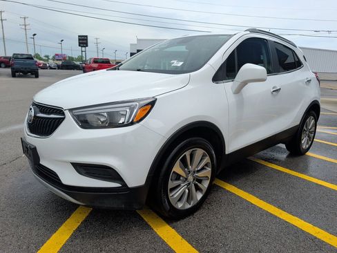 Used 2020 Buick Encore Preferred FWD image 3