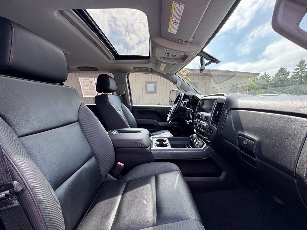 Used 2019 GMC Sierra 2500 SLT w/ All Terrain HD Package AWD/4WD image 39