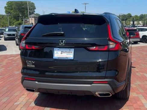 Certified 2025 Honda CR-V Sport image 2
