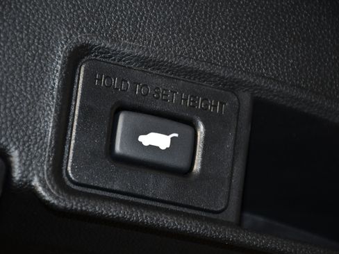 Certified 2025 Acura RDX SH-AWD image 50